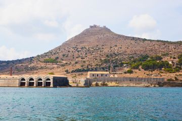 Tour in barca: la scelta ideale per visitare Favignana